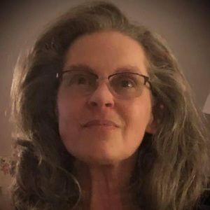 Meet your Posher, Michaela